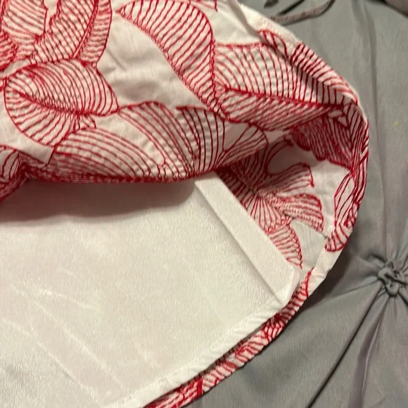 Floral Red and White Dress - Picture 3 of 6